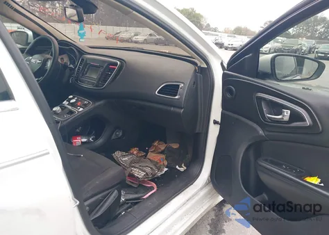 2015 Chrysler 200 Limited из США, поврежденный, VIN 1C3CCCAB1FN741862